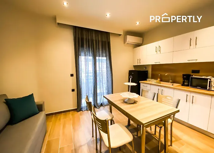 Kallikratia Boutique #propertly *